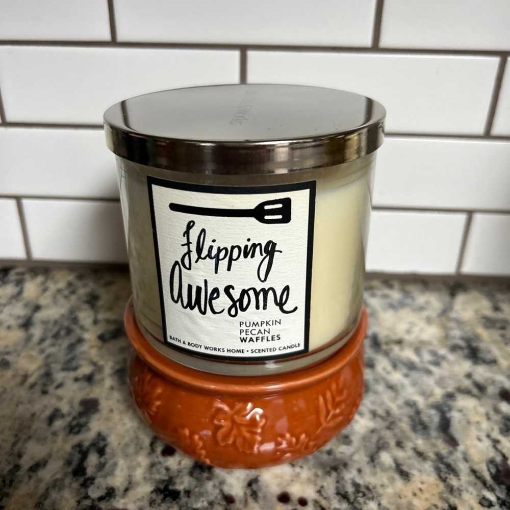 Flipping Awesome Pumpkin Pecan Waffles 3-wick Candle - Bath & Body Works - New!